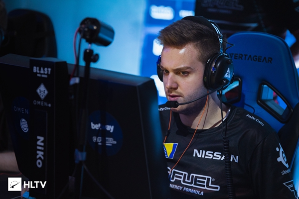 据外媒ExpressLOL统计，LEC最年长的选手为Odoamne选手27岁344天，最年轻选手为Bumm选手18岁139天